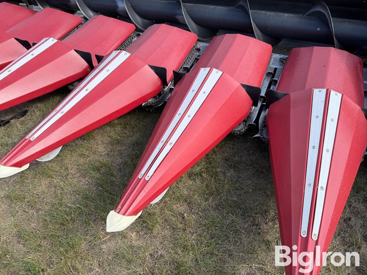 2022-drago-gt-12-30-12r30"-corn-head-image-14