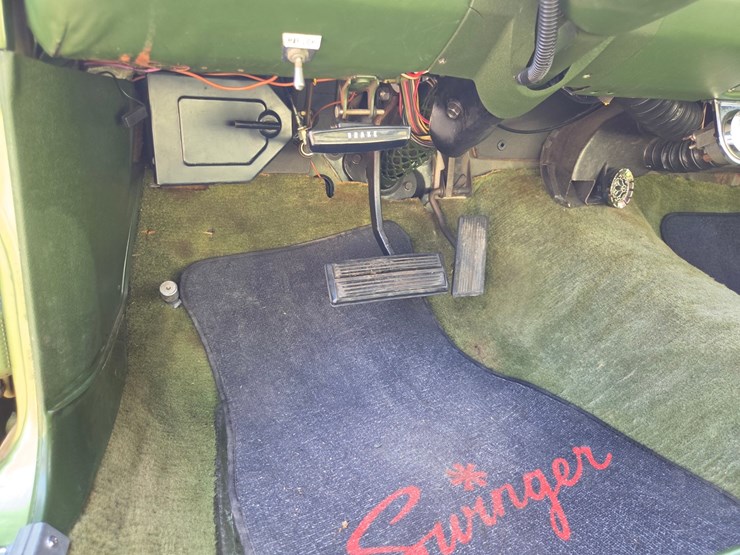 #1835-•-1972-dart-swinger-image-68