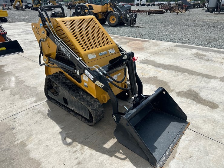 #5160-•-2026-agt-mx-crt23-mini-skid-steer-image-7