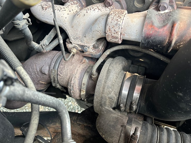 2005-dodge-ram-3500-image-32
