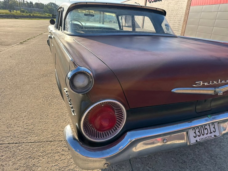 #1883-•-1957-ford-fairlane-image-18