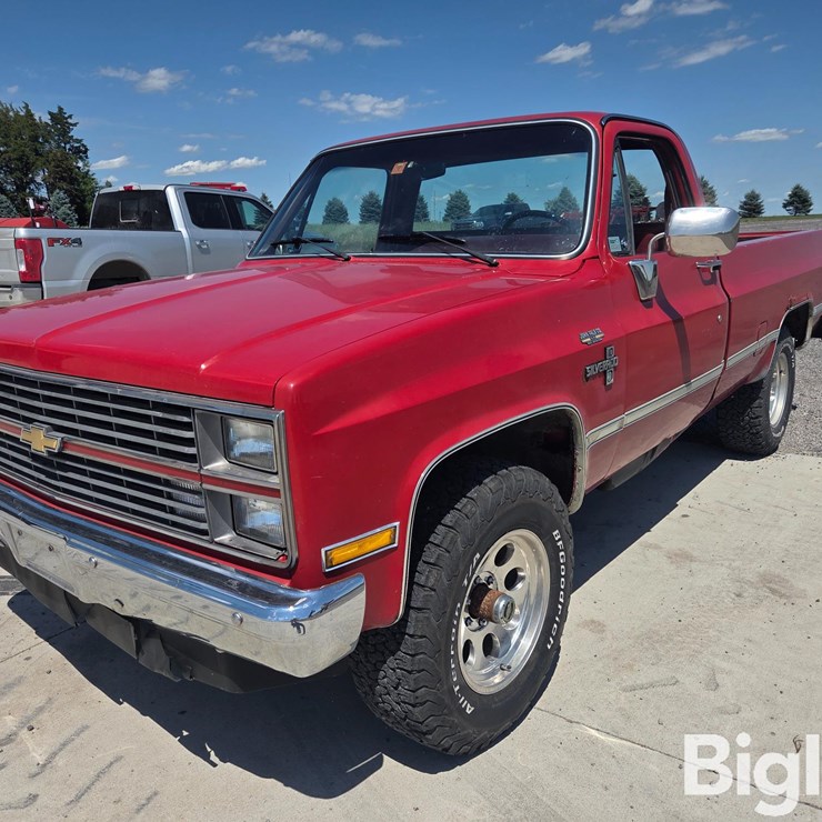 1984 CHEVROLET K10