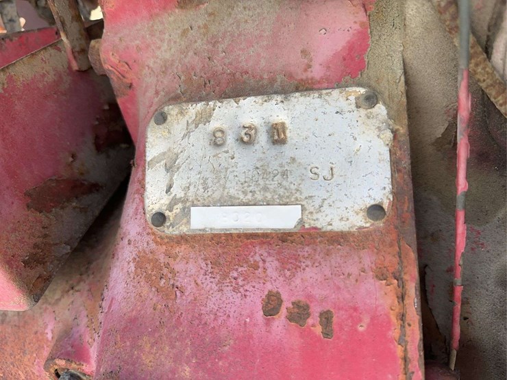 farmall-300-gas-image-15