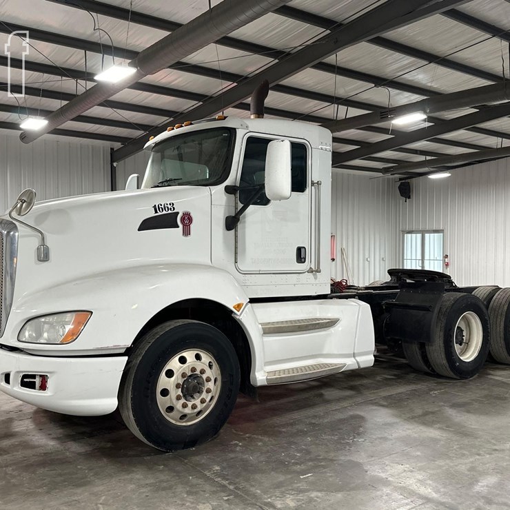 2009 KENWORTH T660