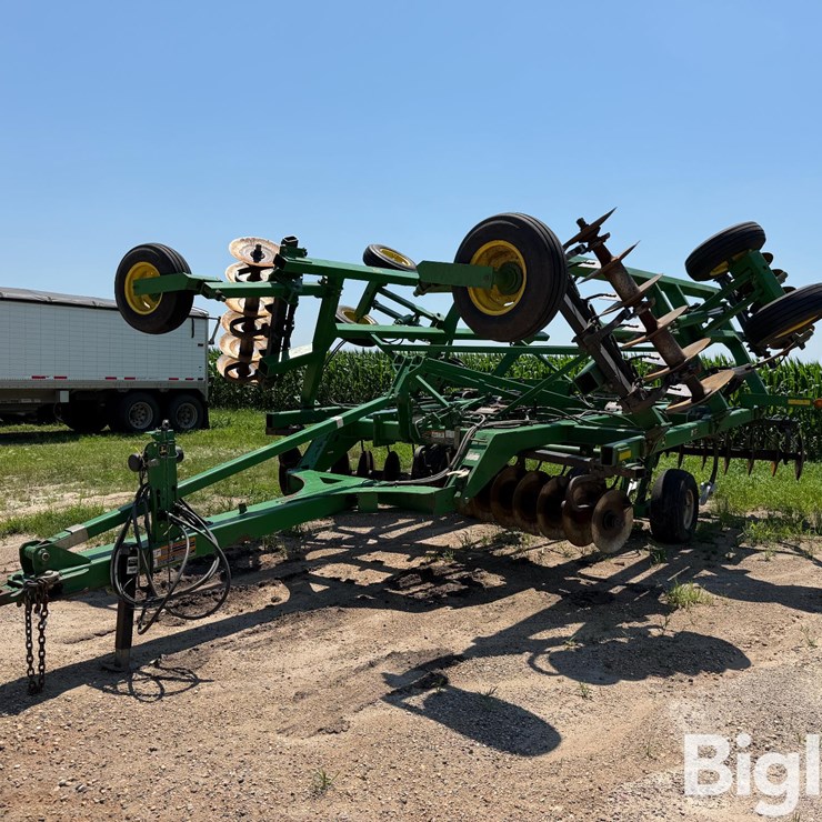 2012 JOHN DEERE 512