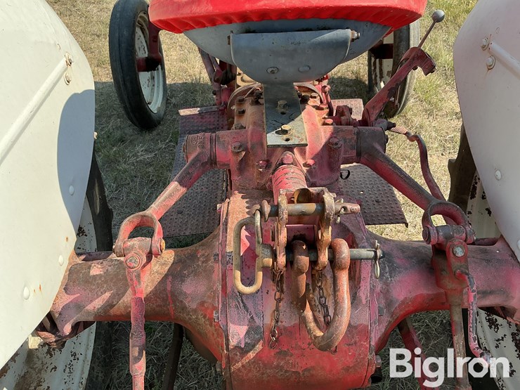 ford-8n-image-11