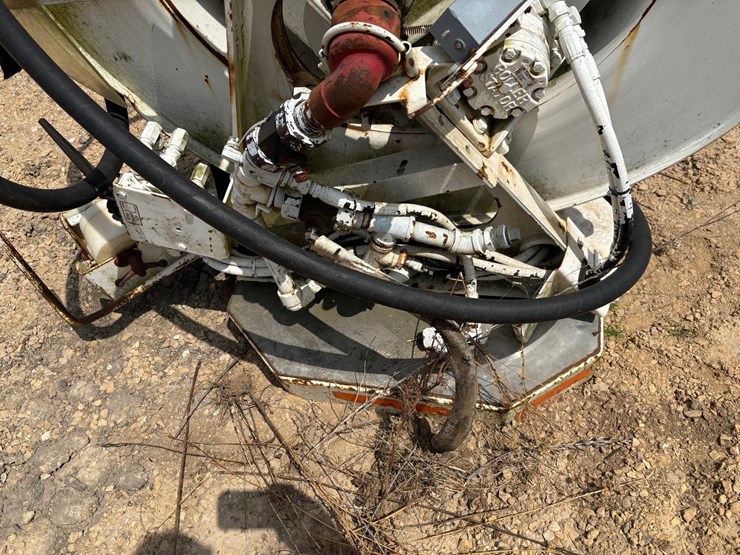 #2282-•-hose-reel-on-mount-image-7