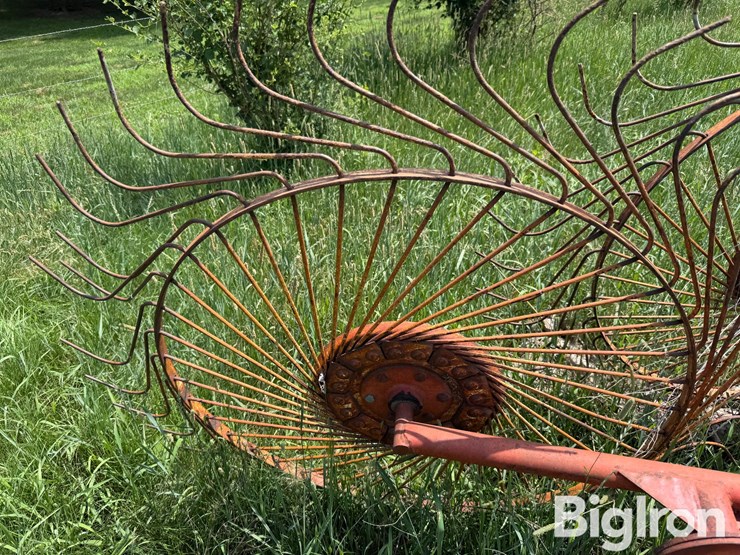 3-pt-hay-inverter-rake-image-15