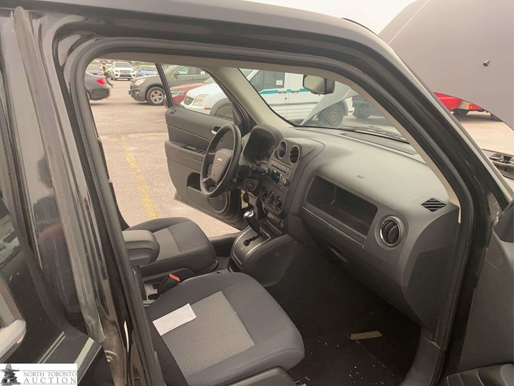 2009-jeep-patriot-sport-image-17