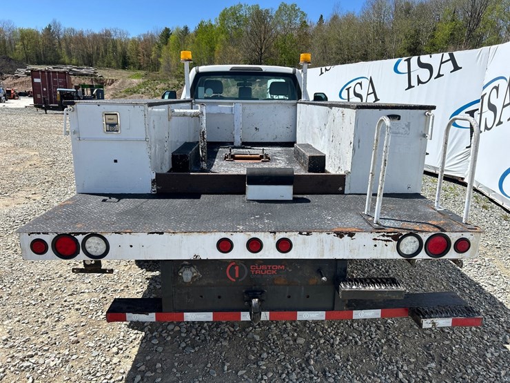 2019-ford-f550-image-3