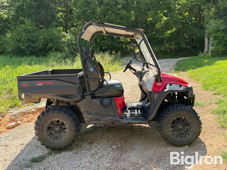 2015-mahindra-2015-image-4