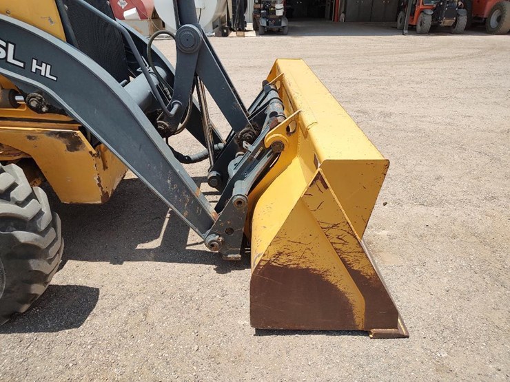 2016-deere-310sl-hl-image-28