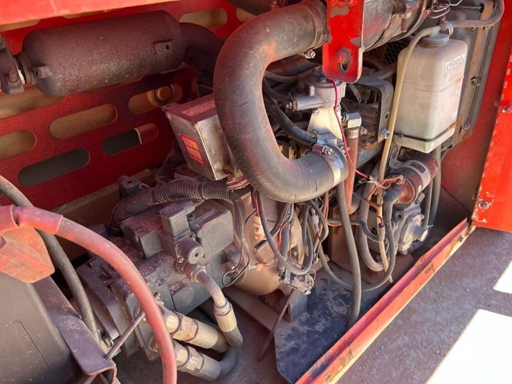 2000-jlg-260mrt-image-25