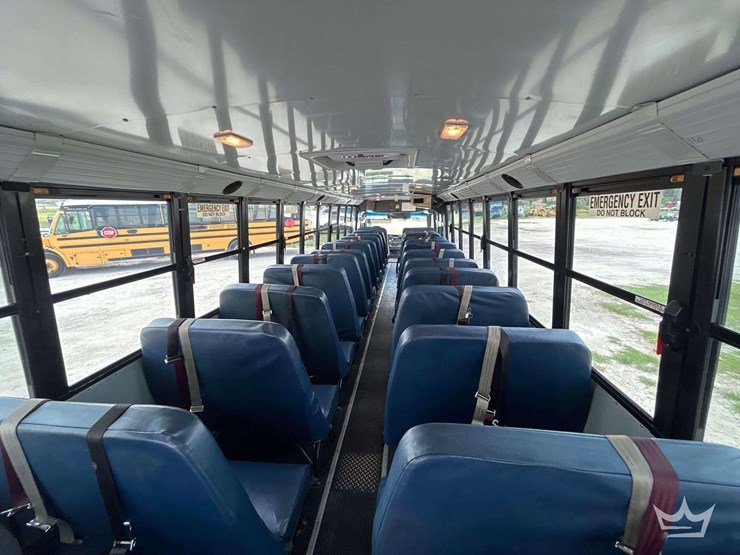 2016-freightliner-b2-image-22