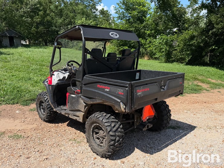 2015-mahindra-2015-image-7