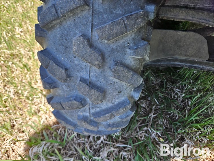 2022-john-deere-gator-image-20