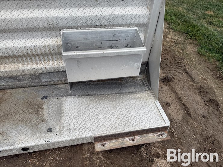 merritt-truck-headache-rack-image-9