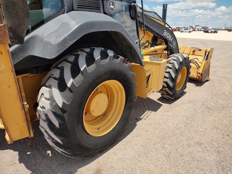 2011-deere-310sj-image-24