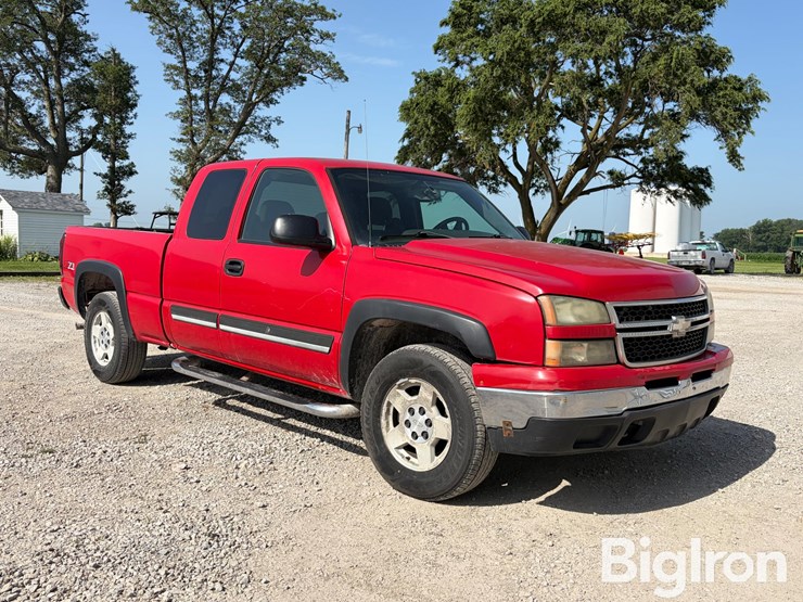2007-chevrolet-silverado-1500-image-3