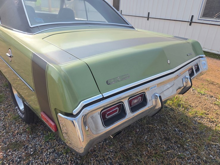 #1835-•-1972-dart-swinger-image-24
