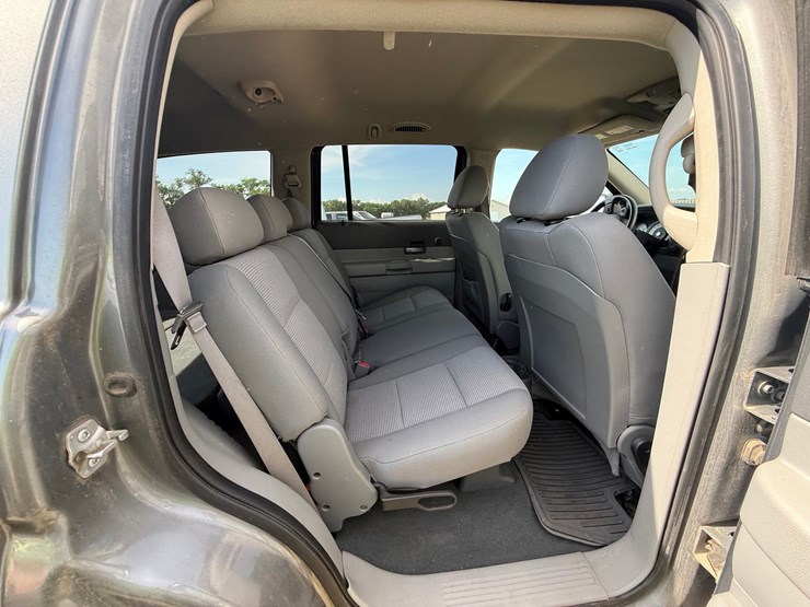 2009-dodge-durango-image-31