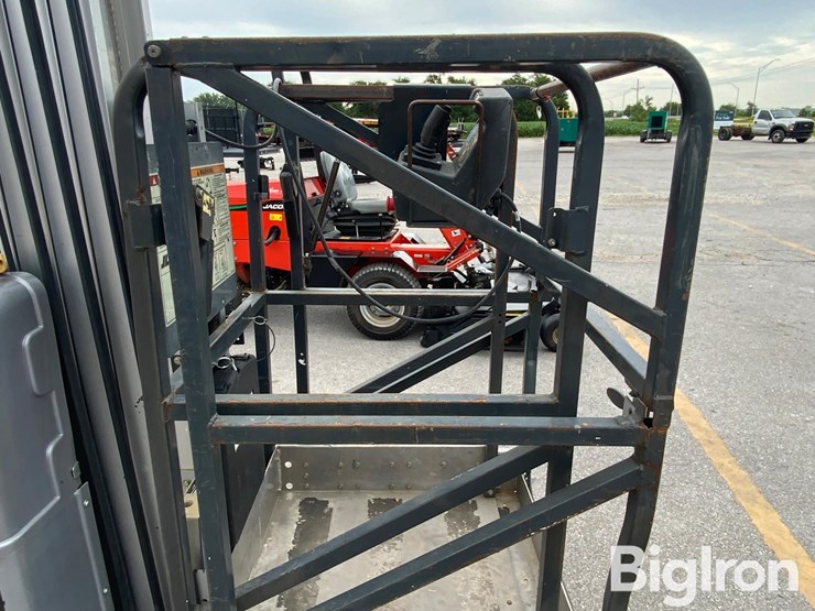 2017-jlg-20mvl-image-17
