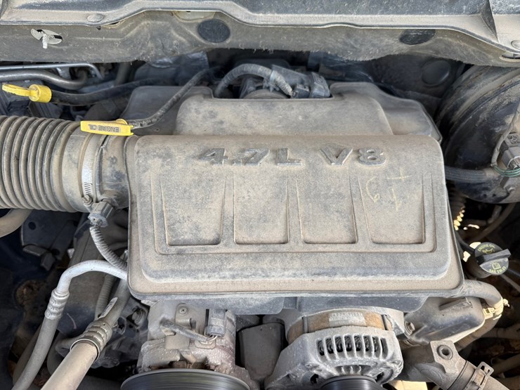 2014-dodge-1500-image-16