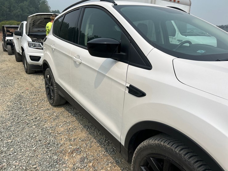 2018-ford-escape-image-13