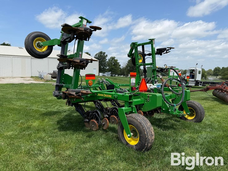 john-deere-2510h-image-7