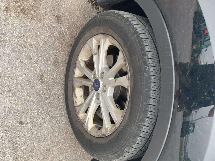 2018-ford-escape-se-image-25