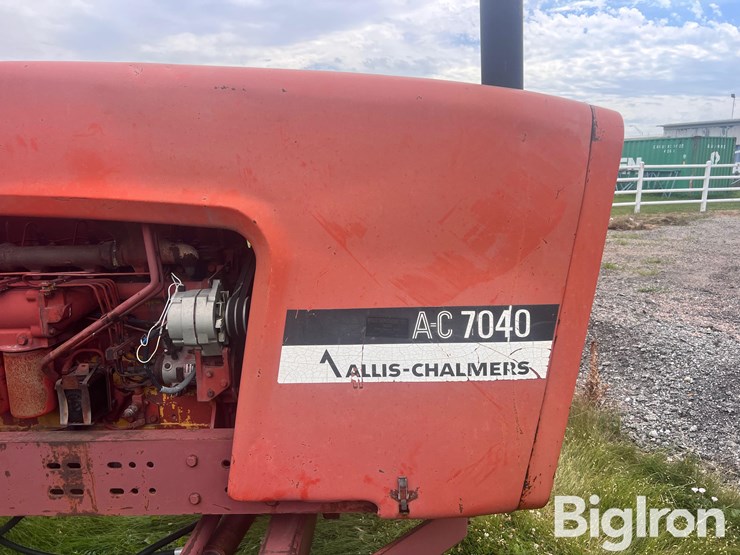 1976-allis-chalmers-7040-image-20