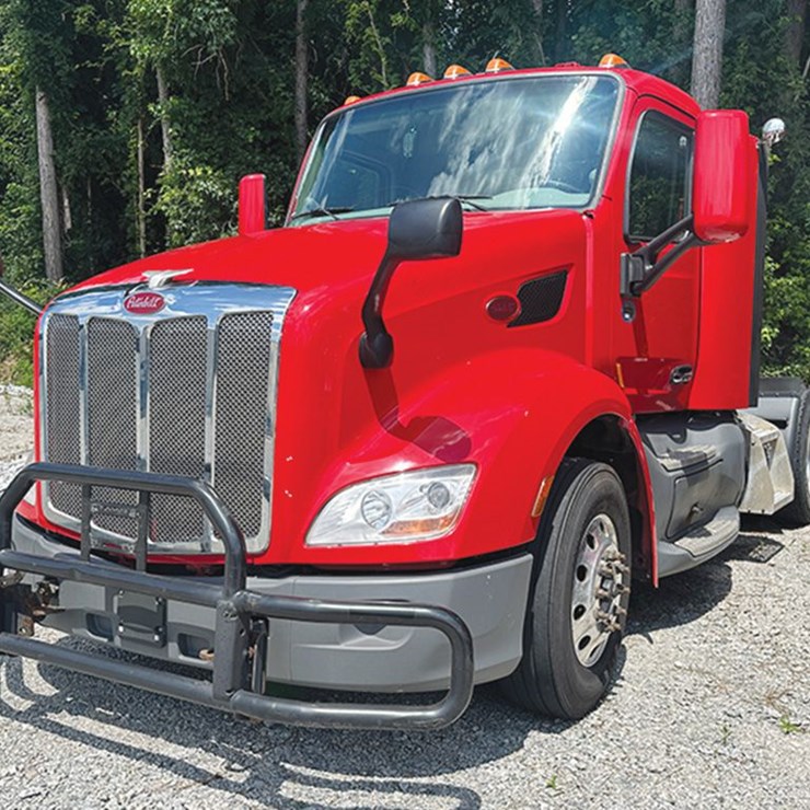 2021 PETERBILT 579