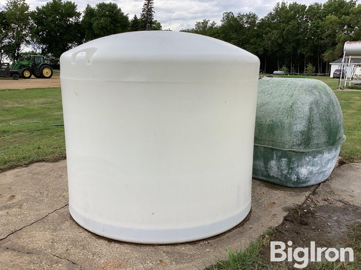 ace-roto-mold-2000-gal-water-tank-image-7