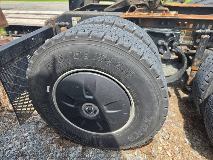 2019-peterbilt-579-image-67