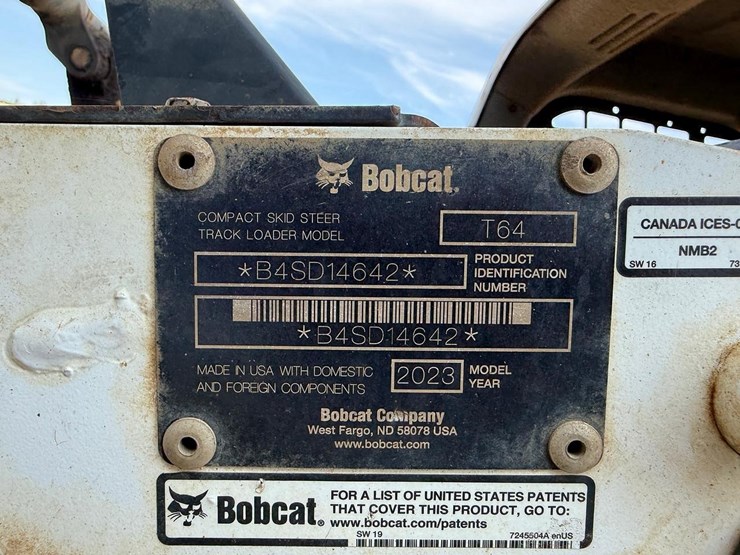 2023-bobcat-t64-image-27
