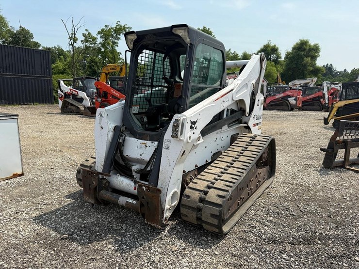2016-bobcat-t870-image-8