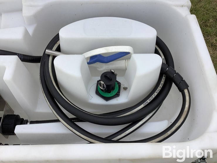 farm-chem-65-gal-def-tank-image-15