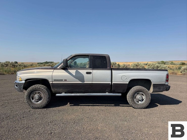 1997-dodge-ram-2500-image-4