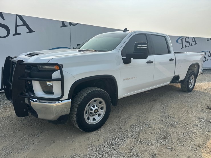 2022-chevrolet-3500hd-image-1
