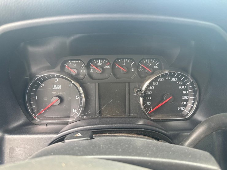 2017-gmc-3500hd-image-69