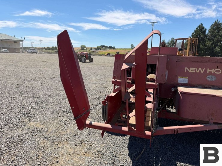 1975-massey-ferguson-235-image-18