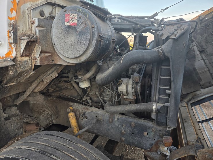 1991-ford-l8000-image-54