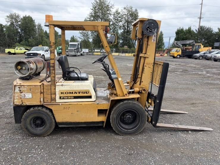 1989-komatsu-fg30t-8-forklift-image-3