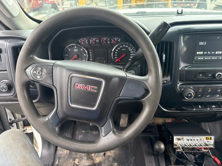 2017-gmc-3500hd-image-71