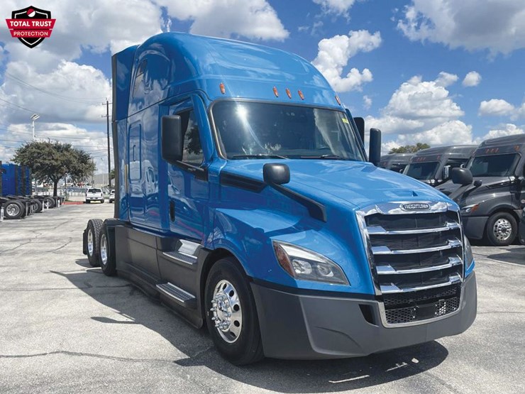 2022-freightliner-cascadia-126-image-1