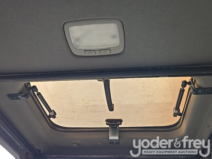 hyundai-hx260l-image-77