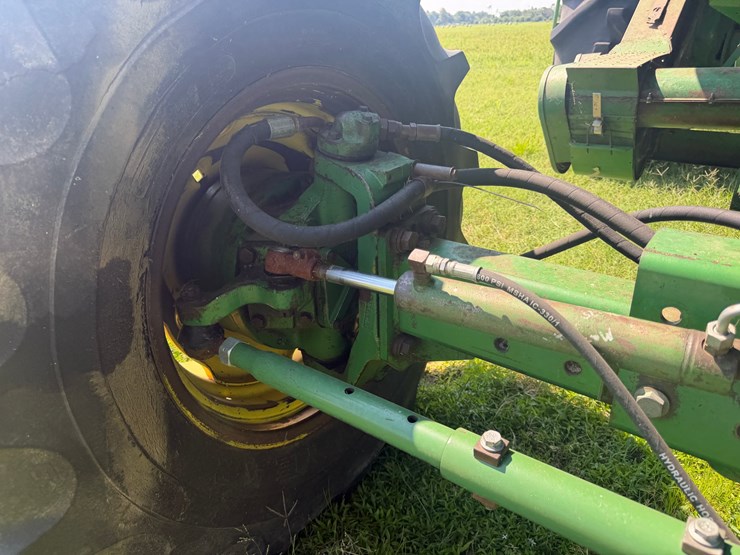 1990-john-deere-9600-image-14