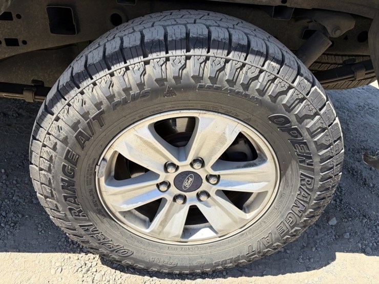 2019-ford-f150-xl-image-17