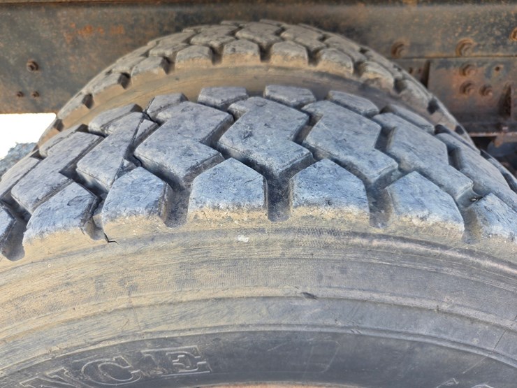 1998-cummins-m11-image-81