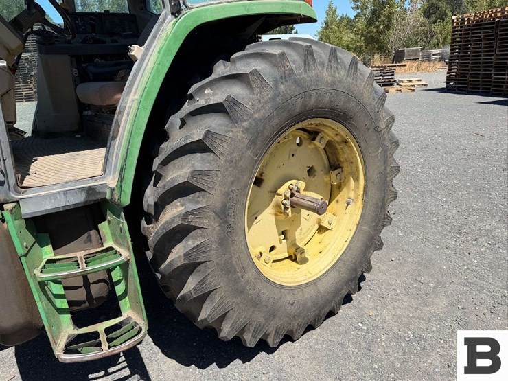 john-deere-6210-image-14